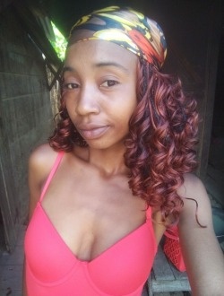 Profil de Louna, une femme célibataire de 23 ans à Maroantsetra
