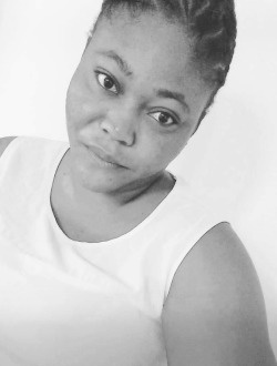 Profil de Abigael, une femme célibataire de 36 ans à Lomé