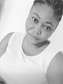 Profil de Abigael, une femme célibataire de 36 ans à Lomé