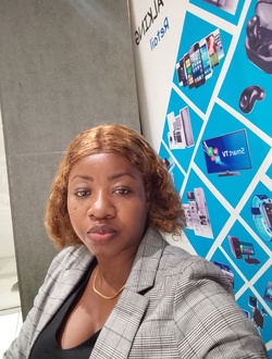 Profil de Audeflore, une femme célibataire de 35 ans à Douala