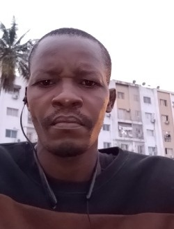 Profil de Amani, un homme célibataire de 34 ans à Abidjan
