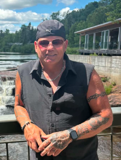 Profil de Bertrand, un homme célibataire de 61 ans à Saguenay