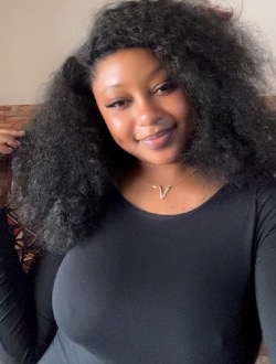 Profil de Maïté, une femme célibataire de 23 ans à Yaoundé