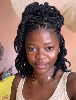 Profil de Veronique, une femme célibataire de 27 ans à Yaoundé