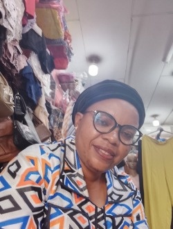 Profil de Diane, une femme célibataire de 49 ans à Libreville