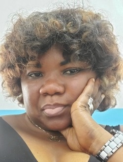 Profil de Adjanie Diane, une femme célibataire de 43 ans à Abom