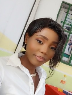 Profil de Sandra, une femme célibataire de 22 ans à Douala