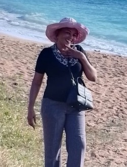 Profil de Rasoa, une femme célibataire de 55 ans à Antsiranana