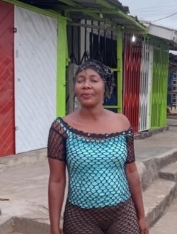 Profil de Faveur, une femme célibataire de 27 ans à Petit Abidjan-Youkou