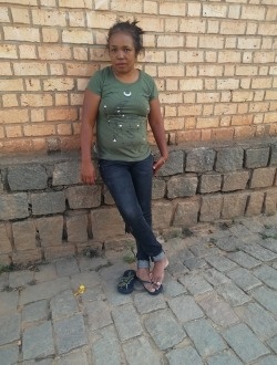 Profil de Malala, une femme célibataire de 48 ans à 1ER Arrondissement