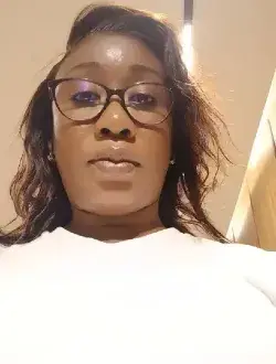 Profil de Sarah, une femme célibataire de 42 ans à Ouagadougou