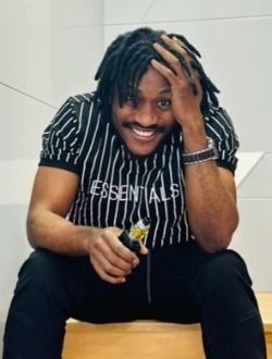Profil de Marvo Charming, un homme célibataire de 32 ans à Buea
