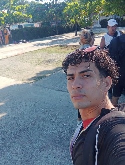 Profil de Yovy, un homme célibataire de 26 ans à Calixto