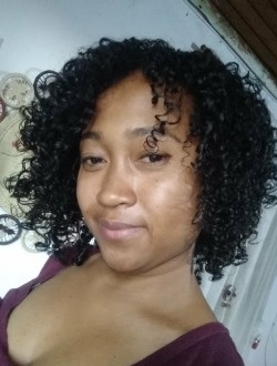 Profil de Mia, une femme célibataire de 36 ans à 1ER Arrondissement