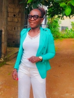 Profil de Rose, une femme célibataire de 47 ans à Akono