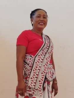 Profil de Holihanitra, une femme célibataire de 56 ans à Majerarambo