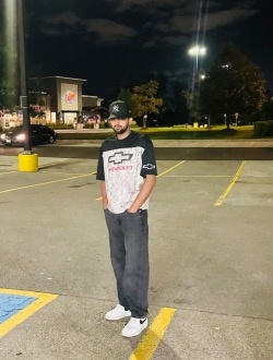Profil de Gill, un homme célibataire de 25 ans à Brampton
