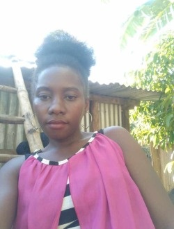 Profil de Styve, une femme célibataire de 26 ans à Fianarantsoa