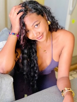 Profil de Estheriose, une femme célibataire de 22 ans à Paris