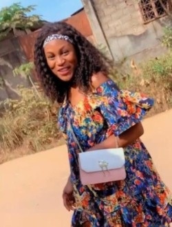 Profil de Therese, une femme célibataire de 27 ans à Yaoundé