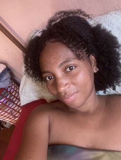 Profil de Anissa, une femme célibataire de 23 ans à 67 Ha