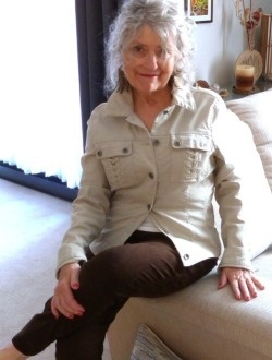 Profil de Marie, une femme célibataire de 74 ans à Saint-Eustache
