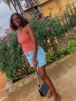 Profil de Marie, une femme célibataire de 31 ans à Abang