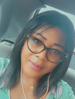Profil de Sonya, une femme célibataire de 40 ans à Libreville