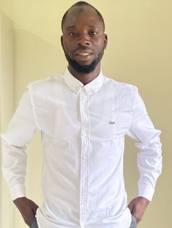 Profil de Ismaël, un homme célibataire de 29 ans à Abole Kouassikro