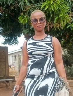 Profil de Mireille, une femme célibataire de 33 ans à Abakro
