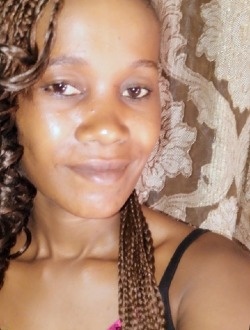 Profil de Sania, une femme célibataire de 35 ans à Antsiranana