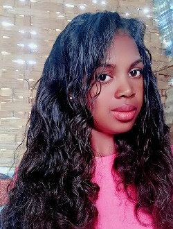 Profil de Aina, une femme célibataire de 30 ans à Antalaha