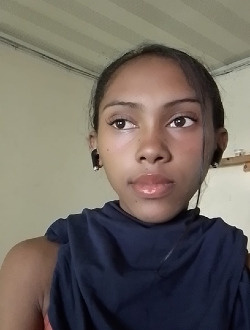 Profil de Alicia, une femme célibataire de 24 ans à Antsiranana