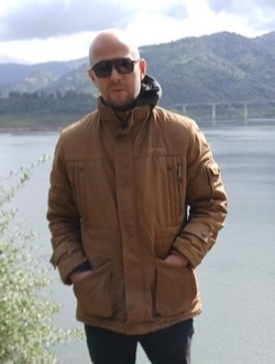 Profil de Rachid, un homme célibataire de 44 ans à Tizi Ouzou