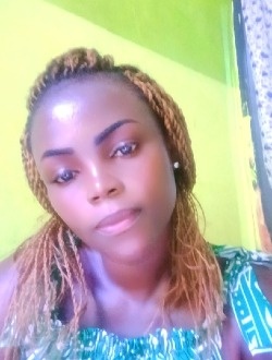 Profil de Brigitte, une femme célibataire de 30 ans à Grand-Bassam