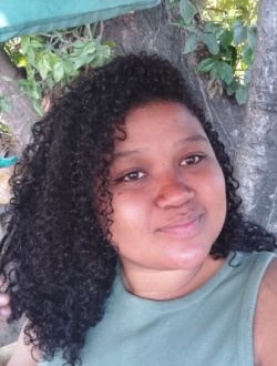 Profil de Djamilla, une femme célibataire de 23 ans à Antalaha