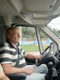 Profil de Dario, un homme célibataire de 62 ans à Boulogne