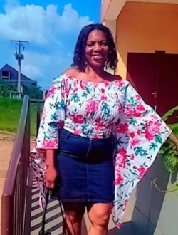 Profil de Stéphanie, une femme célibataire de 31 ans à Messa