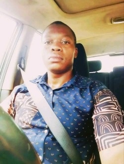 Profil de Mathieu, un homme célibataire de 32 ans à Yaoundé