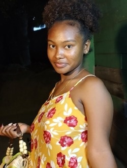 Profil de Johardina, une femme célibataire de 20 ans à Antalaha