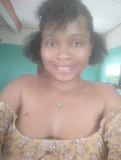 Profil de Noresse El, une femme célibataire de 28 ans à Toamasina
