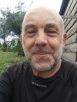 Profil de Eric, un homme célibataire de 64 ans à Yaoundé