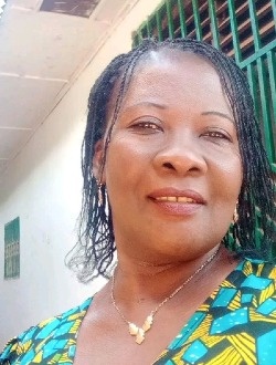 Profil de Sulamithe, une femme célibataire de 55 ans à Bangui
