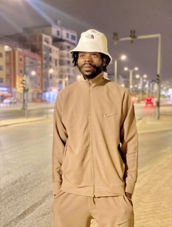 profile picture 0