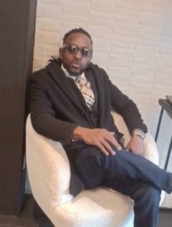 Profil de Kévin, un homme célibataire de 45 ans à Schaerbeek