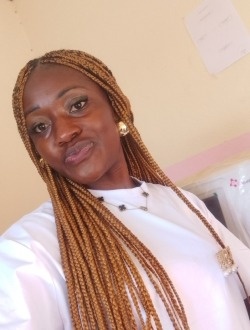 Profil de Laure, une femme célibataire de 29 ans à Yaoundé