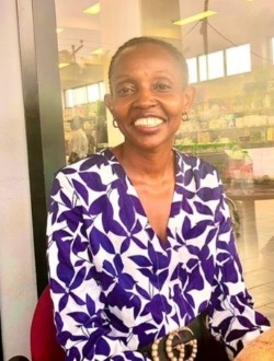 Profil de Josiane Sandrine, une femme célibataire de 45 ans à Aboué