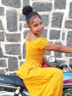 Profil de Marie Clara, une femme célibataire de 25 ans à Fianarantsoa