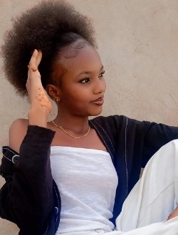 Profil de Pendissta, une femme célibataire de 20 ans à Diaguili