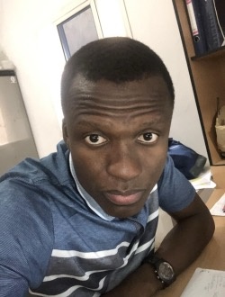 Profil de Evariste, un homme célibataire de 39 ans à Sinématiali